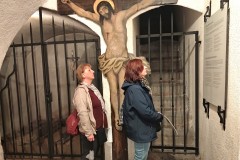 06-v-hrobce-kapucinskych-bratri