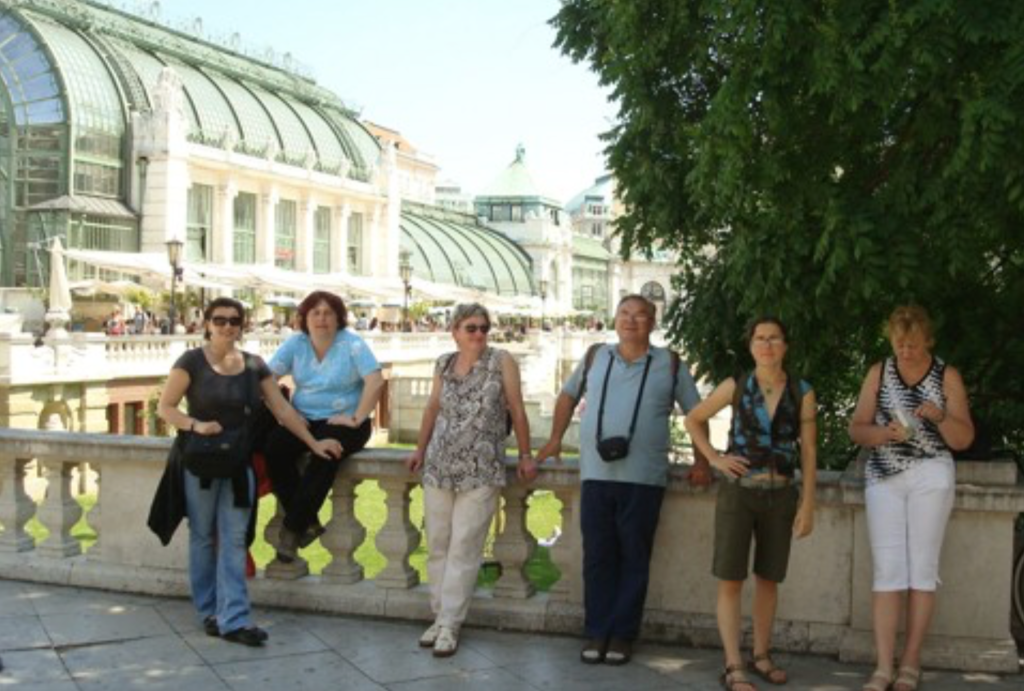 Členové Muzejního spolku v Třešti na výletě ve Vídni.